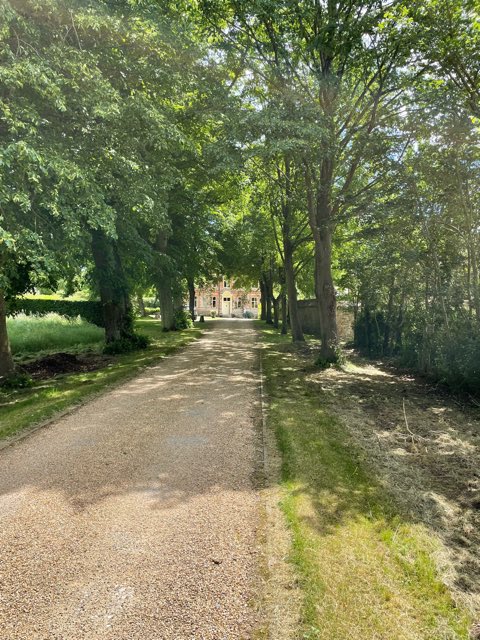 LeonFear's tweet photo. From #MicroHouses to #ManorHouses we are always looking for opportunities throughout #England to create new #housing & #communities
Land close to #sustainable transport hubs & good #infrastructure is always a key focus. More information at https://t.co/8fQc4LCioH
#property https://t.co/GcKGXXAa9X
