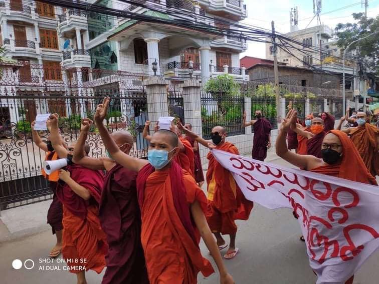 KaungMyetMin's tweet photo. A regular strike from #Mandalay Sangha Union Strike also took place on the streets to oppose the military dictatorship in this afternoon.

#ICJ_BringSACToJustice
#July23Coup 
#WhatsHappeningInMyanmar https://t.co/YJ7JN2hZic
