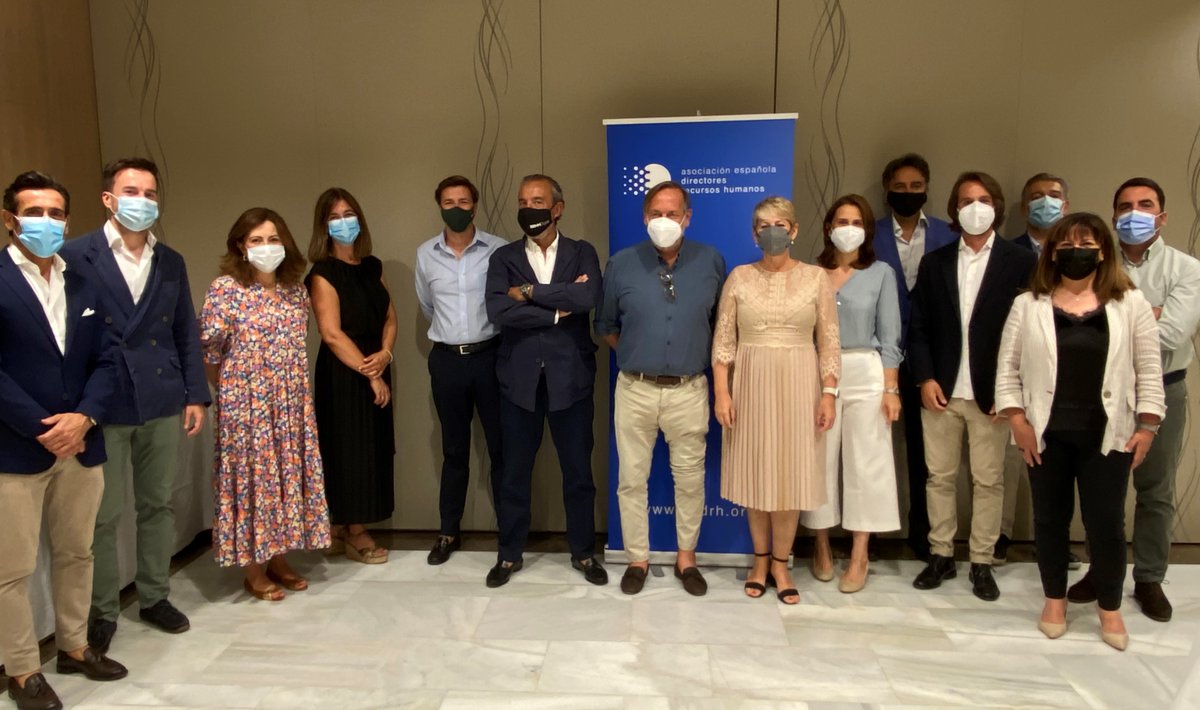AEDRH (@aedrh) on Twitter photo Ayer tuvo lugar el encuentro de la Junta Directiva con los Patrocinadores #AEDRH.
Gracias <a href="/Aon_Espana/">Aon España</a>, <a href="/Cigna_Espanol/">Cigna Healthcare en Español</a>, <a href="/devengoapp/">Old Account Check @devengoapi</a>, @EF_Solutions, <a href="/Eventelling_App/">Eventelling ®</a>, <a href="/EY_Spain/">EY Spain</a>, @GiGroupETT, <a href="/LukkapSpain/">Lukkap</a>, @PersonioHR, <a href="/RRHHDigital/">RRHH DIGITAL</a> y <a href="/ChequeGourmet/">Up Spain</a> por el apoyo y confianza 👏 Ayer tuvo lugar el encuentro de la Junta Directiva con los Patrocinadores #AEDRH.
Gracias <a href="/Aon_Espana/">Aon España</a>, <a href="/Cigna_Espanol/">Cigna Healthcare en Español</a>, <a href="/devengoapp/">Old Account Check @devengoapi</a>, @EF_Solutions, <a href="/Eventelling_App/">Eventelling ®</a>, <a href="/EY_Spain/">EY Spain</a>, @GiGroupETT, <a href="/LukkapSpain/">Lukkap</a>, @PersonioHR, <a href="/RRHHDigital/">RRHH DIGITAL</a> y <a href="/ChequeGourmet/">Up Spain</a> por el apoyo y confianza 👏