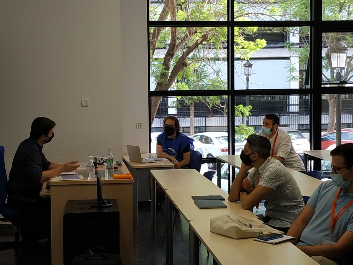 2020EAM's tweet photo. #EAM2021 Day 5th #OralSessions &amp; #Symposia in @psicologia_uv #AlternativeMethods #VariableSelection #QuestionaireDesign #MethodologicalApplications #MTMM #MetaAnalysis @GeorginaGuilera More pictures in #Instagram #facebook https://t.co/vvEk0RdL4w