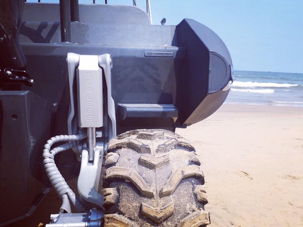 itusrescuegear's tweet photo. Ever seen wheels on a boat? 
@SealegsBoats are pioneers in global amphibious boating. @shipmin_india @CMOMaharashtra @AUThackeray #beamphibious #amphibiousvessel #boatsafety https://t.co/c5cj43B8Go