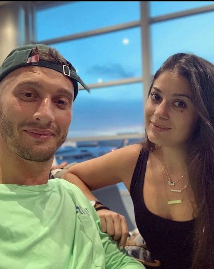 90Leaks's tweet photo. Loren and Alexei smile the brightest when they're together😍
.
.
Agree?❤
.
.
#90DayFiance #90dayfiancehappilyeverafter #90DayFiancePillowTalk #90dayfiancebeforethe90days #tvss #BeforeThe90Days #90dayfiancetheotherway #90DF #90dayfiancetellall #tvss https://t.co/nufzuLdZhi