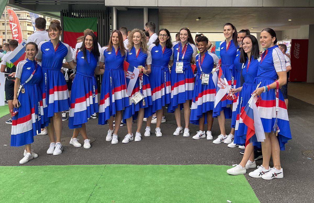OKSrbije's tweet photo. #TeamSerbia 🇷🇸 je spreman za polazak na Ceremoniju otvaranja XXXII Letnjih Olimpijskih igara #Tokyo2020! 🎉

#JedanTimIstiCilj 🙌🏻 | #Olympics https://t.co/UMi0ttmIcZ