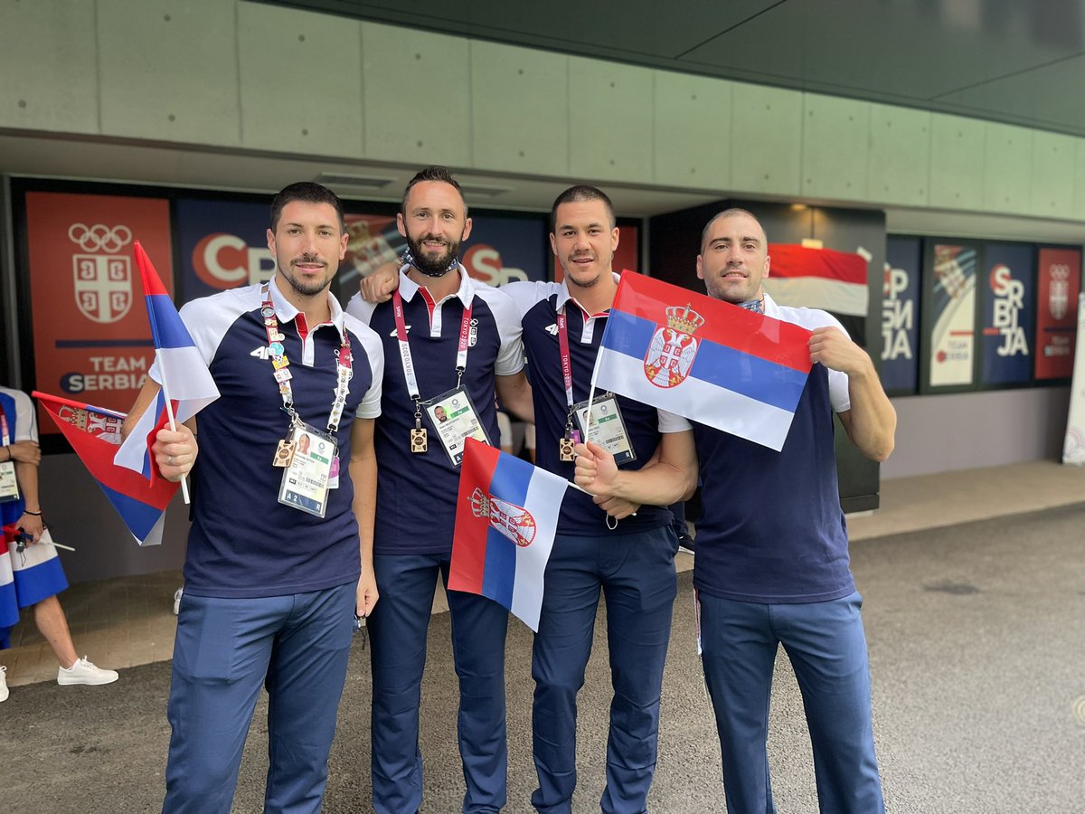 OKSrbije's tweet photo. #TeamSerbia 🇷🇸 je spreman za polazak na Ceremoniju otvaranja XXXII Letnjih Olimpijskih igara #Tokyo2020! 🎉

#JedanTimIstiCilj 🙌🏻 | #Olympics https://t.co/UMi0ttmIcZ