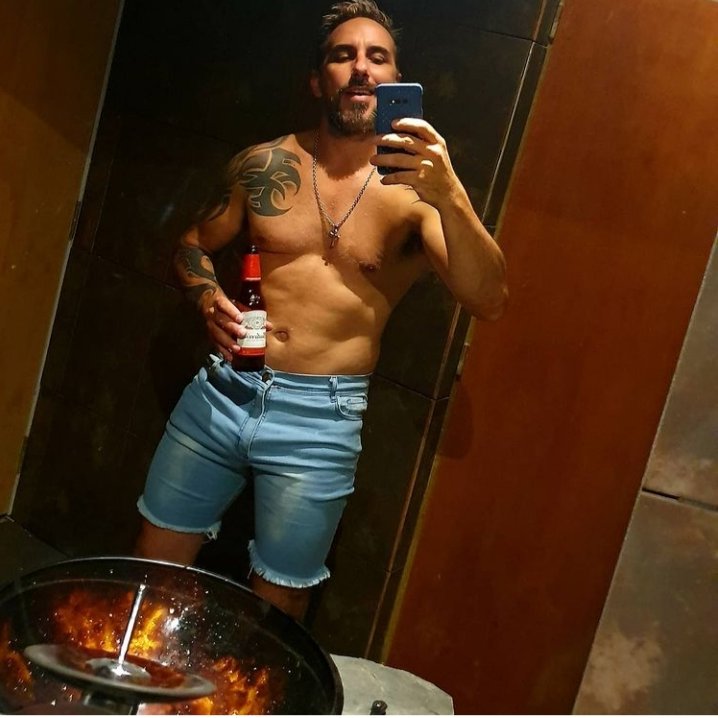 Franco22Ca's tweet photo. Alejandro pavon, Hermoso macho hetero, 35 años, cordobes...
Rt para mas contenido. https://t.co/kWzimjzGVu