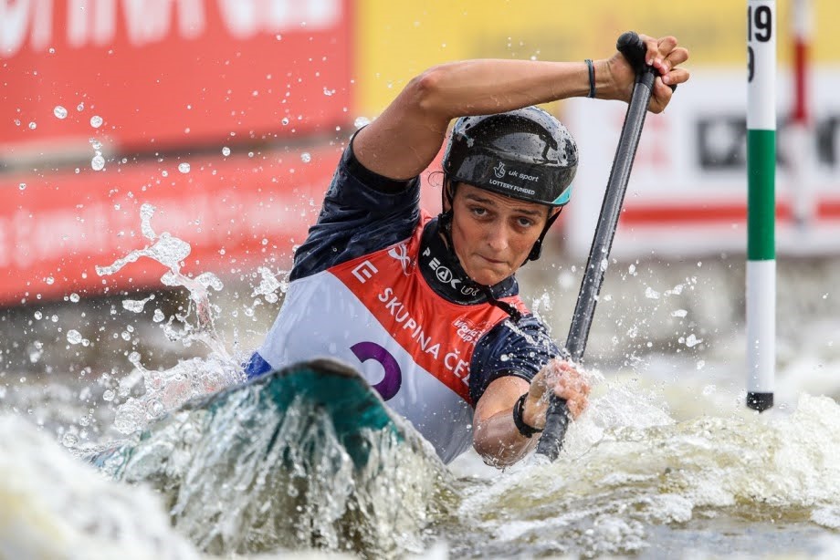 In just under an hour the <a href="/Tokyo2020/">#Tokyo2020</a> Olympic Games get underway with its Opening Ceremony 🇯🇵

Beds graduate <a href="/Mall_Franklin/">Mallory Franklin</a> will be competing in the Women's Canoeing Slalom C-1 🛶

Good luck from all at <a href="/uniofbeds/">uniofbeds</a> 🏅

Read our interview with Mallory here: bit.ly/3iDr4n2