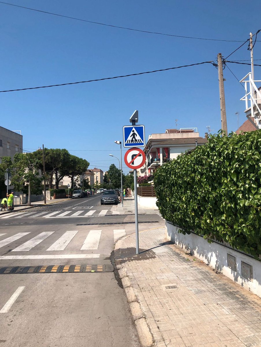Ajuntamentcunit's tweet image. 💡 Aquests dies s’han acabat d’instal·lar uns plafons lluminosos als passos de vianants de l’Av Tarragona del municipi. 

cunit.cat/noves-senyals-… #AjuntamentDeCunit #ElTeuAjuntament #Cunit