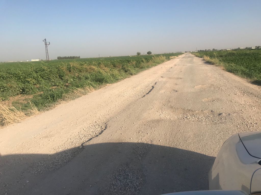 alav_halil's tweet photo. Şanlıurfa'nın Suruç ilçesinin Çanakçı Eğrice,özgören,kapıcı,kubik köylerinin yolları çok kötü durumda ve  kullanılmaz haldedir.@surucbld @kenanaktas21 @zabeyazgul @sanliurfabld @URFAAJANSI @Abdullah_Erin47 https://t.co/98i4d3I5q2
