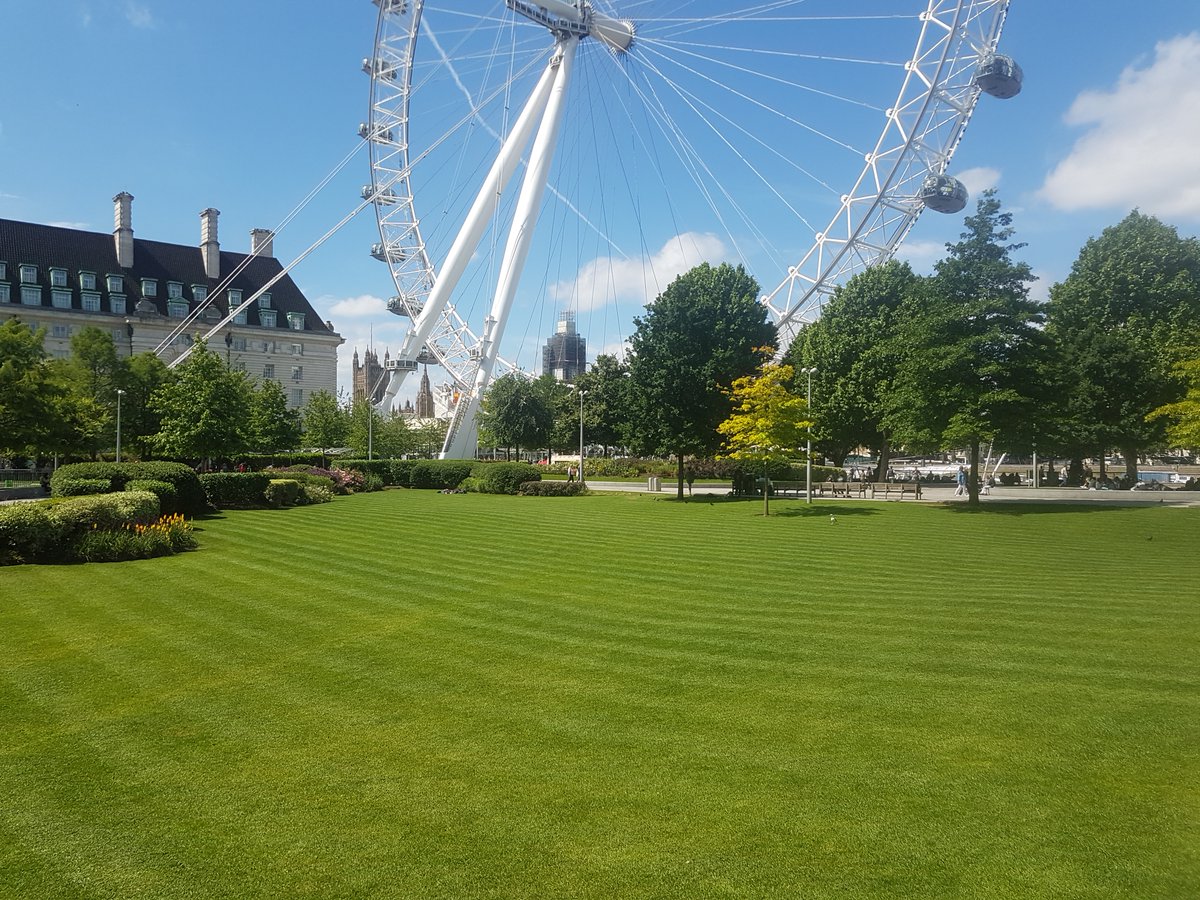 nurturegroup_uk's tweet photo. Today sees the return of #LoveParksWeek after being postponed last year due to #Covid19. Our local parks have given us a place to escape the stresses of the last year - let's all do our bit to take care of them in return.

#careforparks #greenspace https://t.co/kJYoiSOwDC