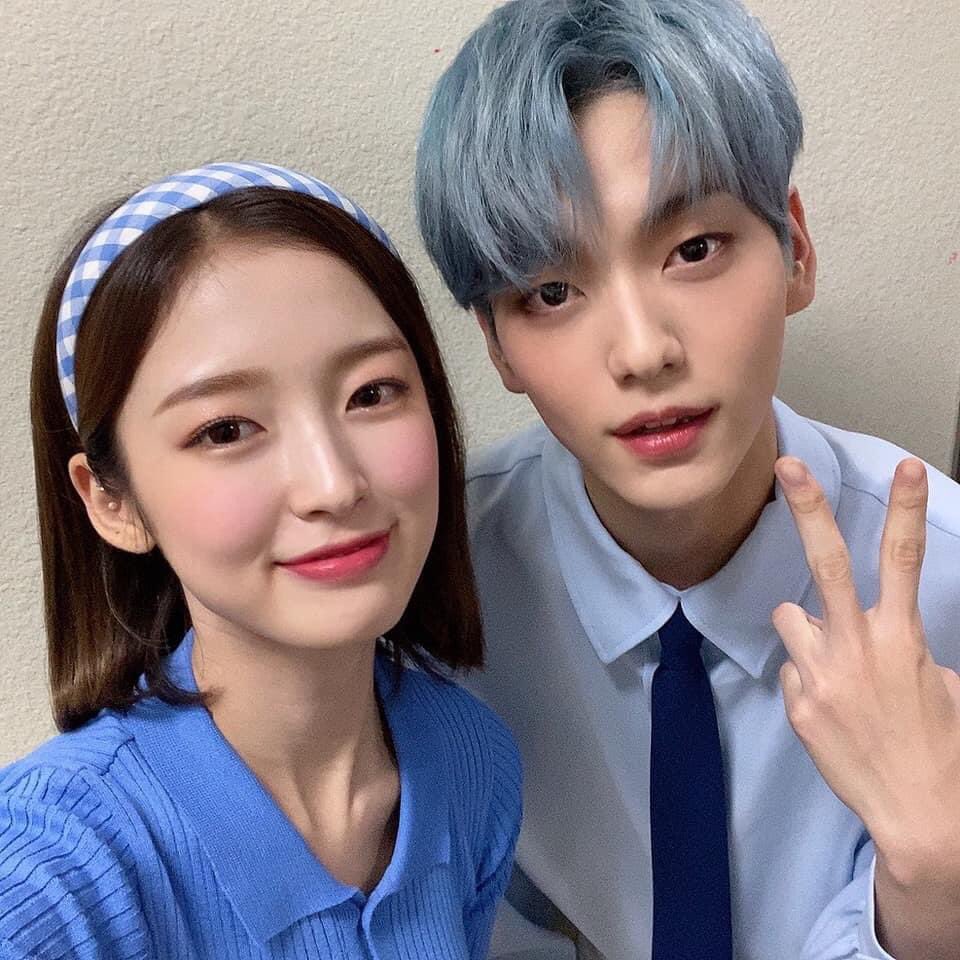 jinglovestxt's tweet photo. @KBSMusicBank First vs latest selcas 😭 https://t.co/ME3Xv4nIJ3