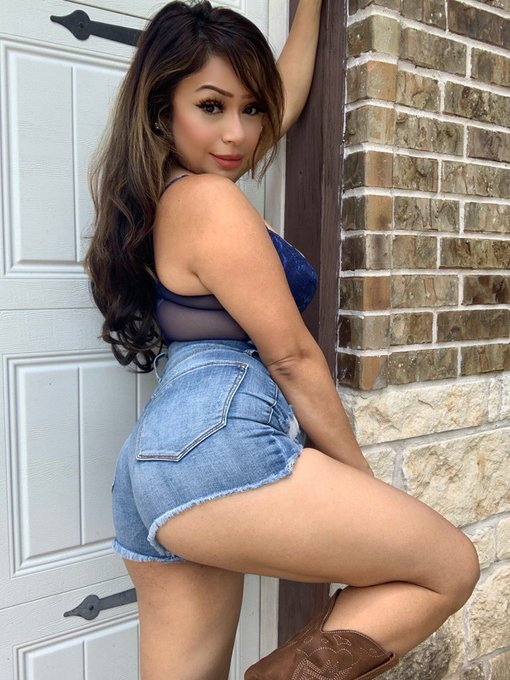 @Hotlatinbabes1 good morning!   https://t.co/q5SKW1WO4y https://t.co/PLtcq3PIuW<a class="tags" target="_blank" title="On Twitter" href="/?out=eyJ0eXAiOiJKV1QiLCJhbGciOiJIUzUxMiJ9.eyJpYXQiOjE3MjU3MjkxMDYsImlzcyI6InR3cG9ybnN0YXJzLmNvbSIsIm5iZiI6MTcyNTcyOTEwNiwiZXhwIjoxNzU3MjY1MTA2LCJyZWRpcmVjdF91cmwiOiJodHRwczovL3R3aXR0ZXIuY29tL0hvdGxhdGluYmFiZXMxIn0.IRke95vAgR7PDqkN6EkMCCv8LezNca-YwssGgkTyS9GDb4z4lkwDP4jwYrsr1zH_0ijIg8QdvUJZ_dKeSc8aWw">@Hotlatinbabes1</a><a href="/tag/newprofilepic"class="tags"><span>#newprofilepic</span></a>