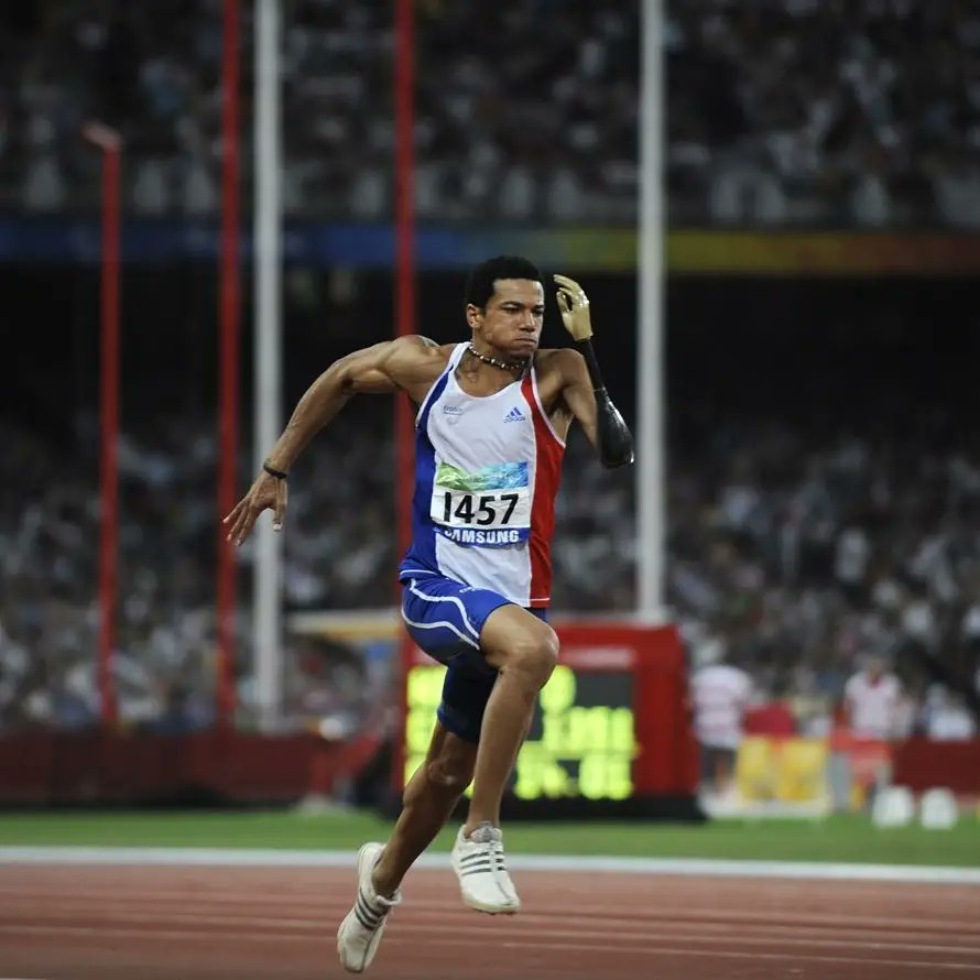 Arnaud Assoumani tweet media