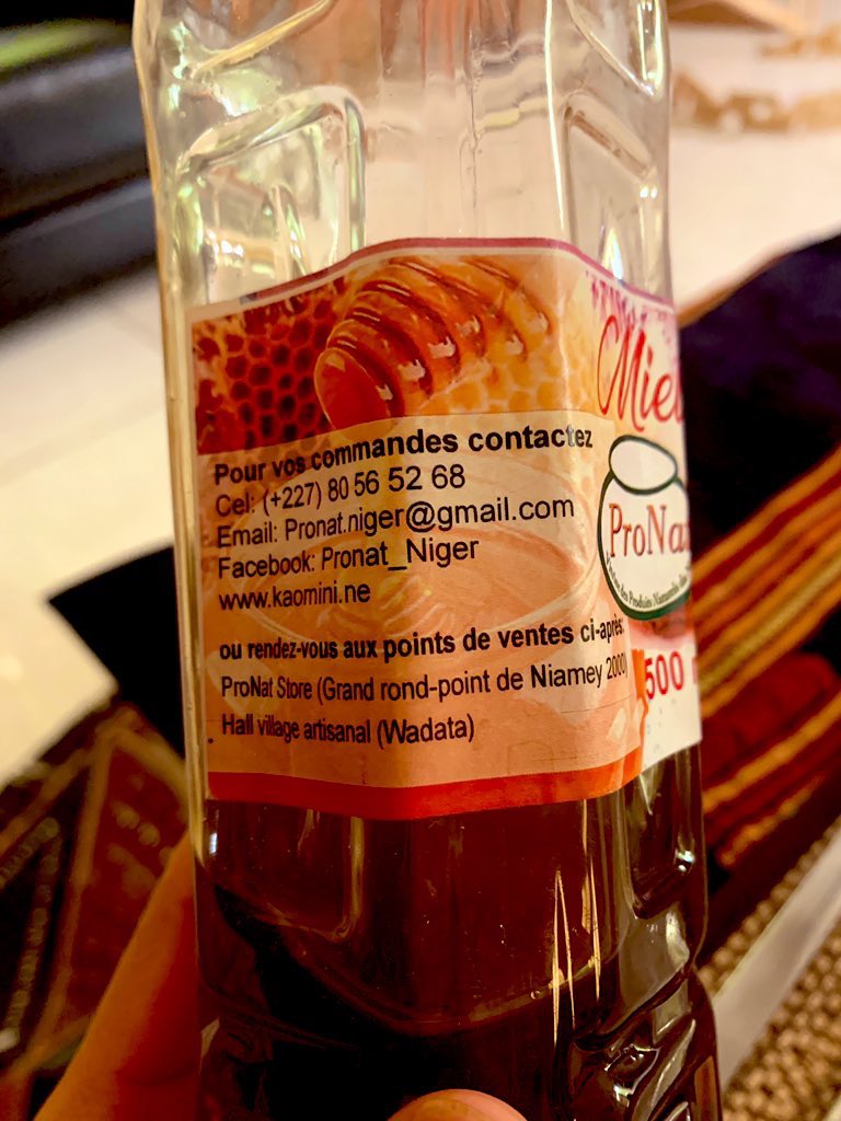 RakiBenMohamed2's tweet photo. Idée brunch vitaminé & protéiné: fromage frais local, pastèque, jujube (magaria / darey), dattes fraîches de l’ICRISAT 🇳🇪 😋🤤, viande tabaski 😉, pancake maison au miel #Pronat, œuf et tisane kinkeliba citronnelle. Soyons reconnaissants / généreux. Barka da juma’a à tous 🙏🏽. https://t.co/IWIUVizq6w