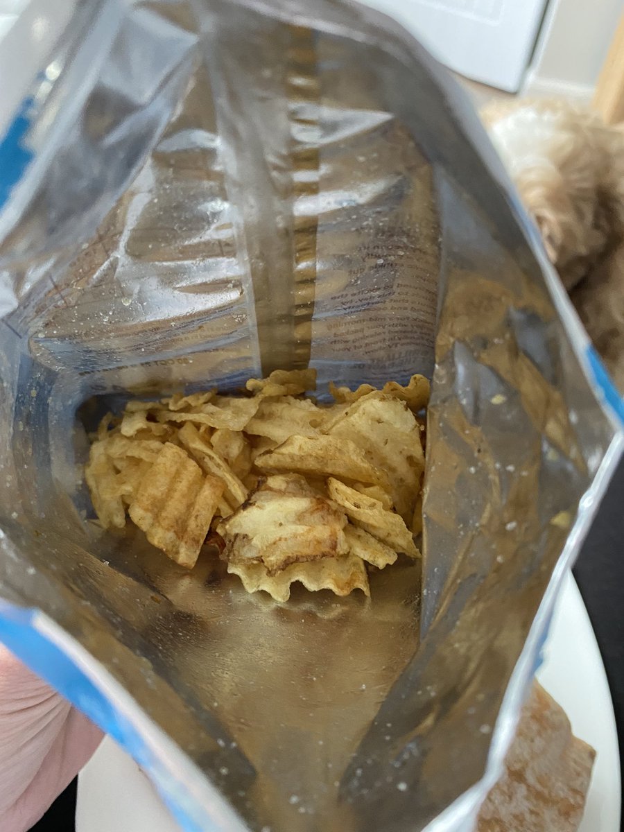 SarahNadin1's tweet photo. @SeabrookCrisps 😱 shocking! https://t.co/jS4sfz80no