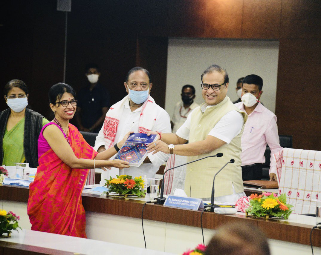 SanyuktaSam1's tweet image. 🇮🇳 is only as 💪 is as our States! @NITIAayog building bridges and #CooperativeFederalism with #SDGIndiaIndex ! Heartening to see in the past few weeks during our 12 State-Workshops on #SDGs and #MPI how focused our States are towards fast-tracking the @GlobalGoalsUN