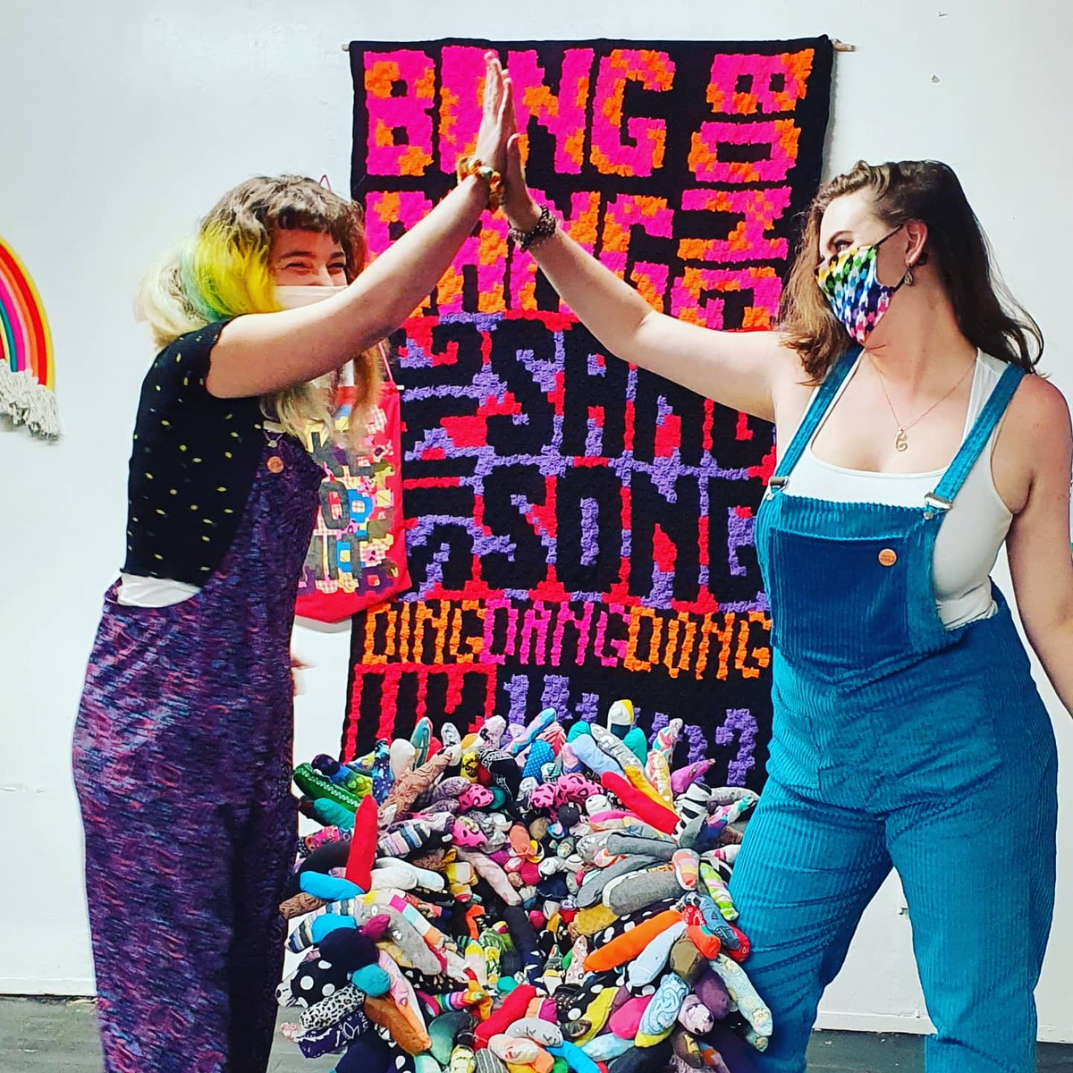 I bloody love our dungaree workshop!! 
Here is Chloe from last weekend, looking absolutely glorious and Chloe and Alice in their amazing dungarees.
DM to book at date. Class from £60.
#Cardiff #MadeInCardiff #Dungarees