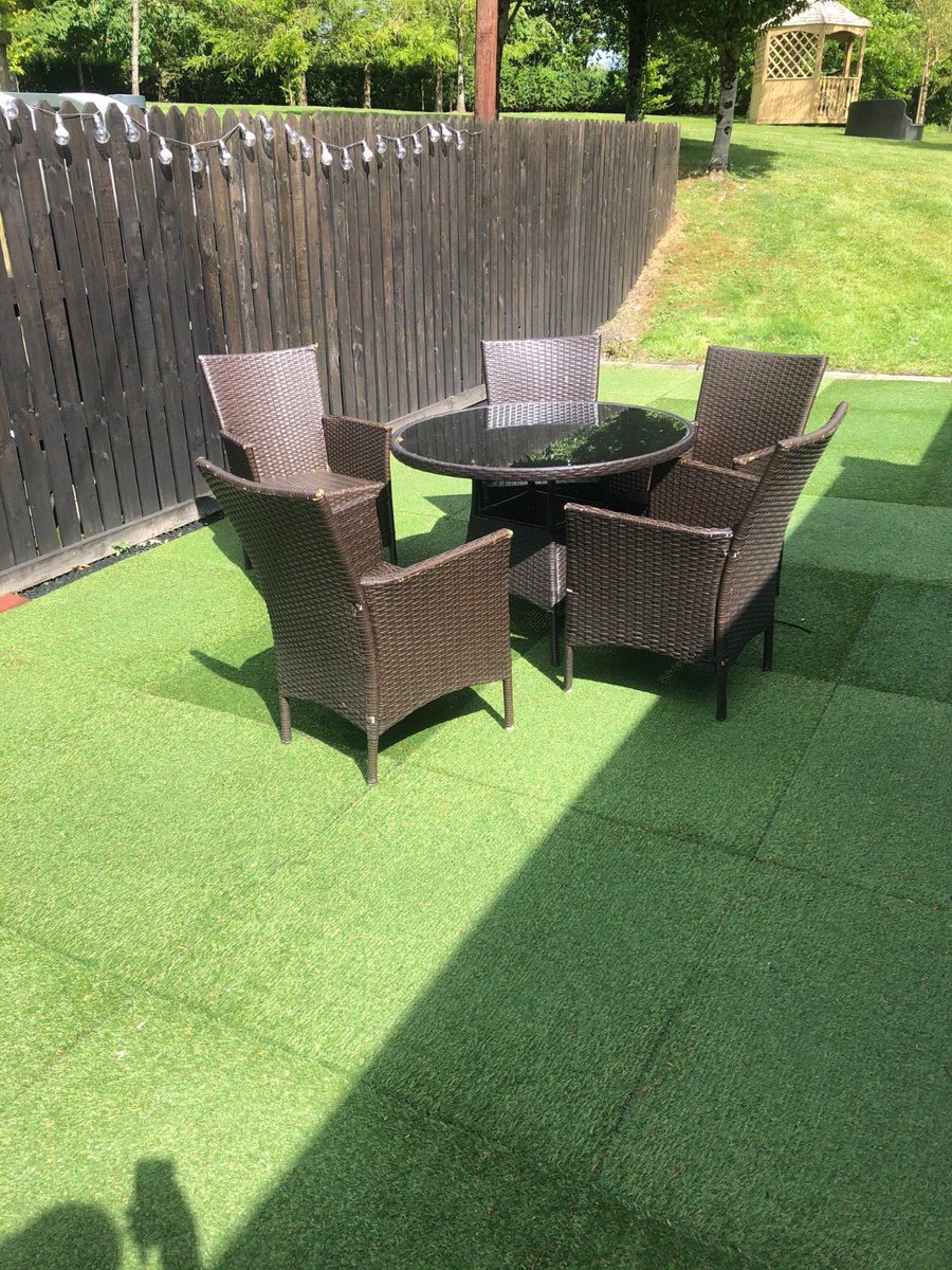 The EASYFIX Astro Tile creating a lovely outdoor seating area for this home 🤩

EASYFIXSafety.com