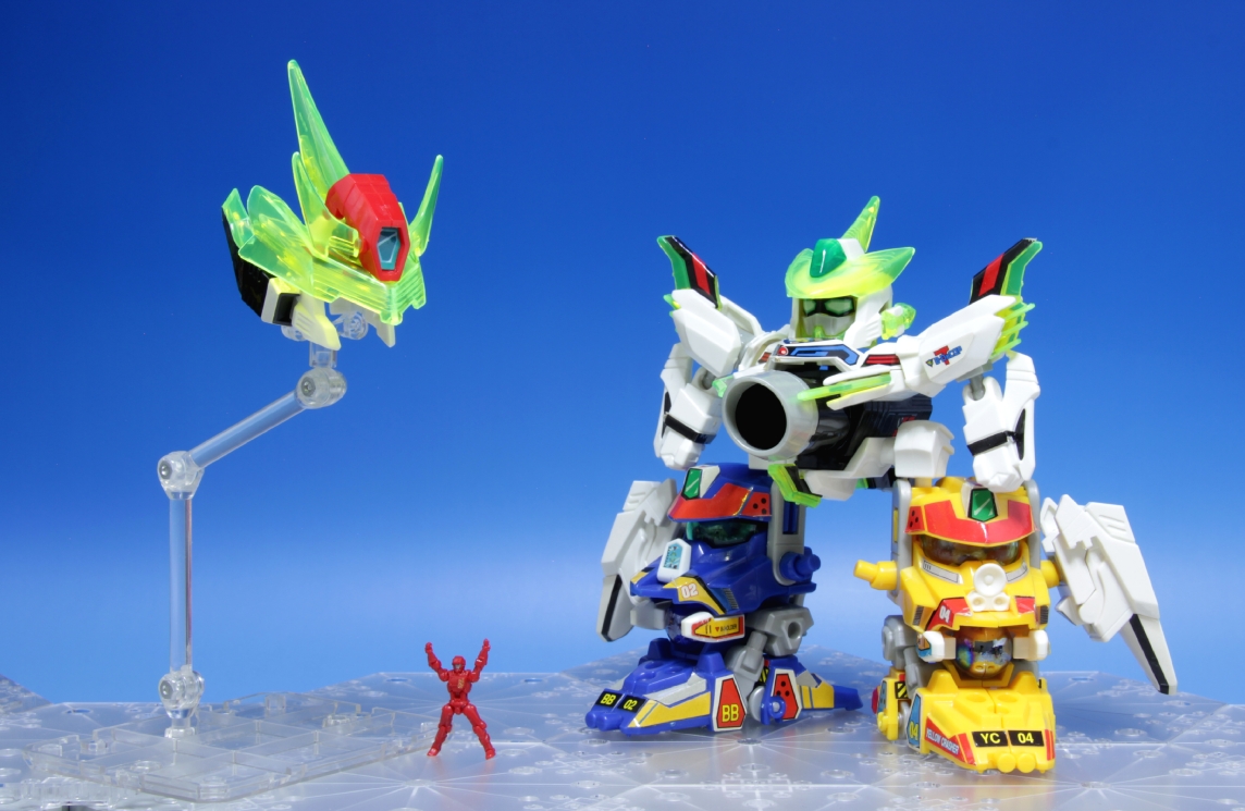 ★ビーダマン Amazon.co.jp: ビーダマン CB-81 スターター ランダムスターター2013