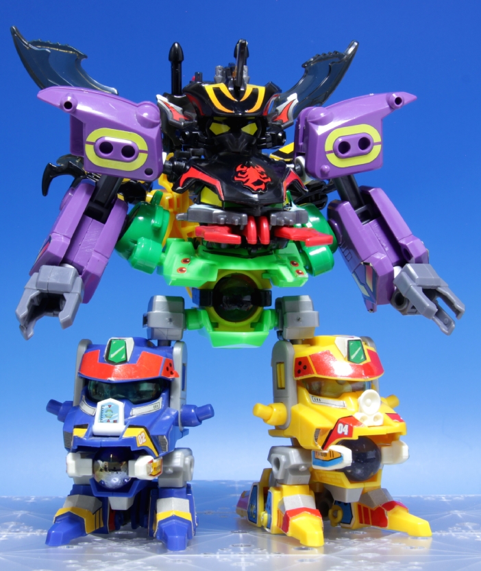 ビーダマン爆外伝V のメカに別ビーダマンの足の人たちが二組あるので