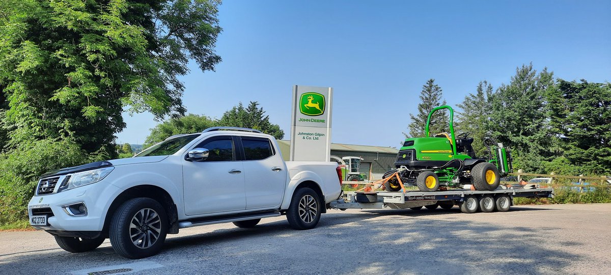 RickyNei11's tweet image. Many thanks from all at @JohnstonGilpin to Vinney and greenstaff for choosing the awesome @JohnDeere 8700A to maintain their fairways. Thank you to @CairndhuGC for the purchase. #professional #techcontrol @greenkeepingire @PitchcareIRE 🚜☝️⛳