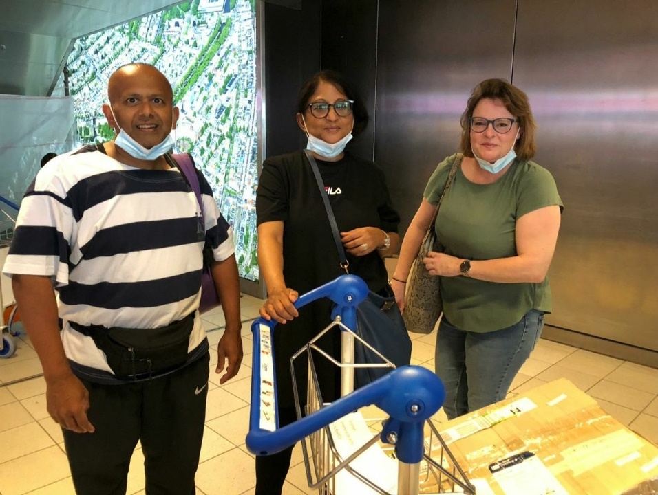 Goede reis Sunil, Mavis en Annemarie! Vanmiddag vertrekken zij voor 2 weken naar Suriname om met het Nederlandse team in de COVID-19 zorg in de ziekenhuizen te ondersteunen.