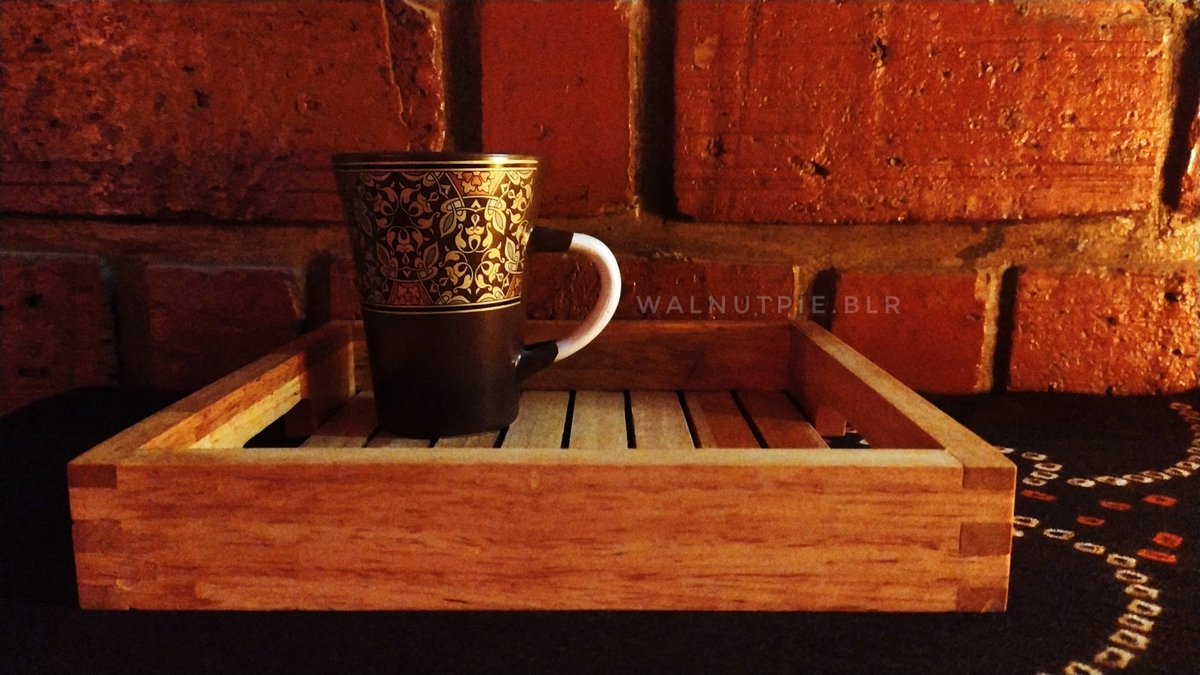 lakadoodledoo's tweet image. My parents lost their jobs during the pandemic. They started making home decor products out of our basement. My mom designs and my dad handcrafts them. They are now up for sale. 

RT for reach, DM for queries!!