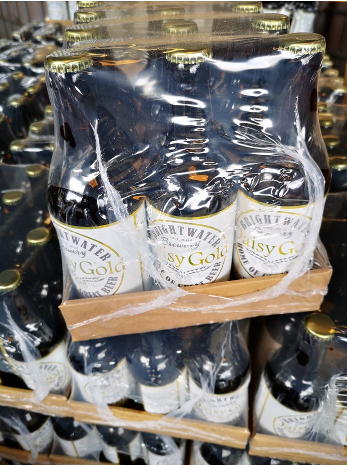 Platform 3 Claygate DELIVERING BEER UK WIDE (@smallestpubinuk) on Twitter photo Daisy Gold cask or bottled perfect for a refreshing pint at home on a scorching day! Delivered to your door 7 days a week. Order via sales@brightbrew.co.uk or via brew2you.co.uk/store/137 Lipsmacker 4.8% IPA & Claygate Cider available in bottles or slabs of 12.
#BrightwaterBrewery Daisy Gold cask or bottled perfect for a refreshing pint at home on a scorching day! Delivered to your door 7 days a week. Order via sales@brightbrew.co.uk or via brew2you.co.uk/store/137 Lipsmacker 4.8% IPA & Claygate Cider available in bottles or slabs of 12.
#BrightwaterBrewery