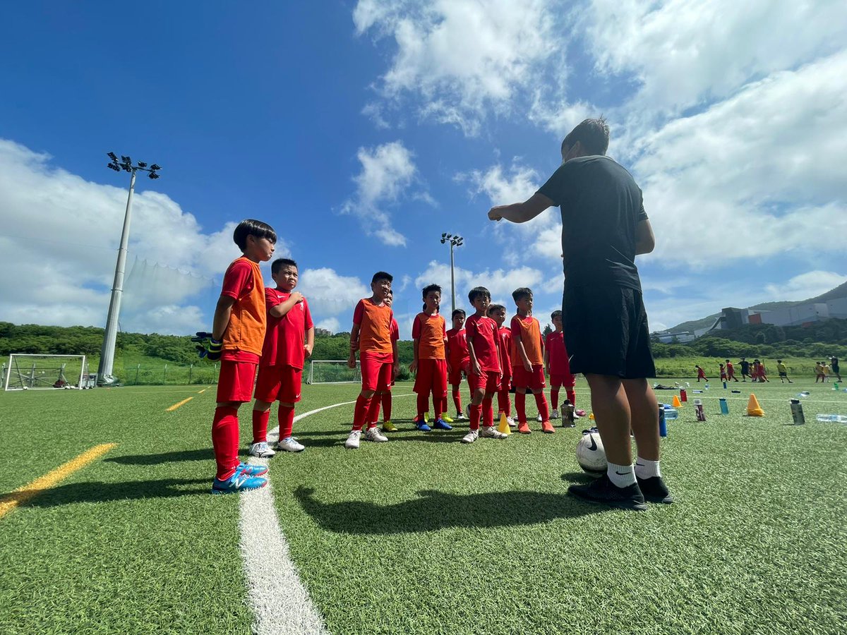 LFC International Academy tweet media