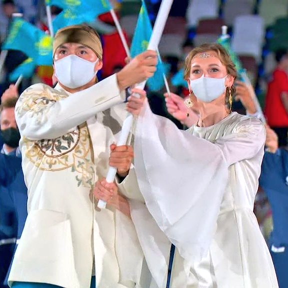 ビリヤード女子 練習ch え ディズニーランドのパレード 美しすぎる 東京