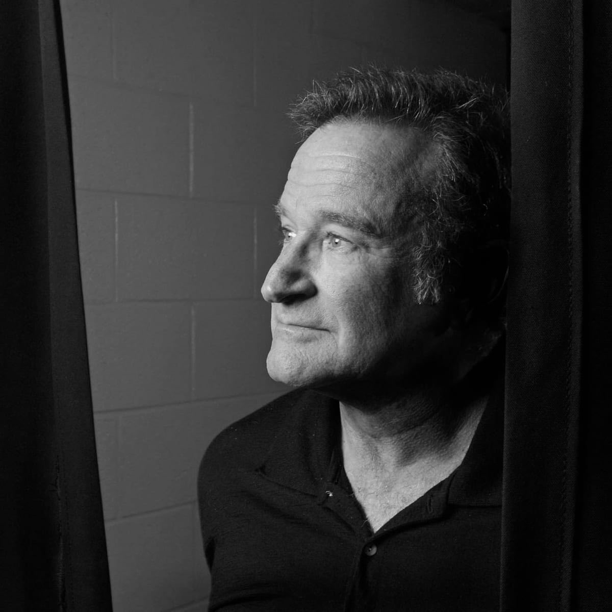 Happy 70th Birthday today to an absolute legend, Robin Williams  Miss this man everyday 
