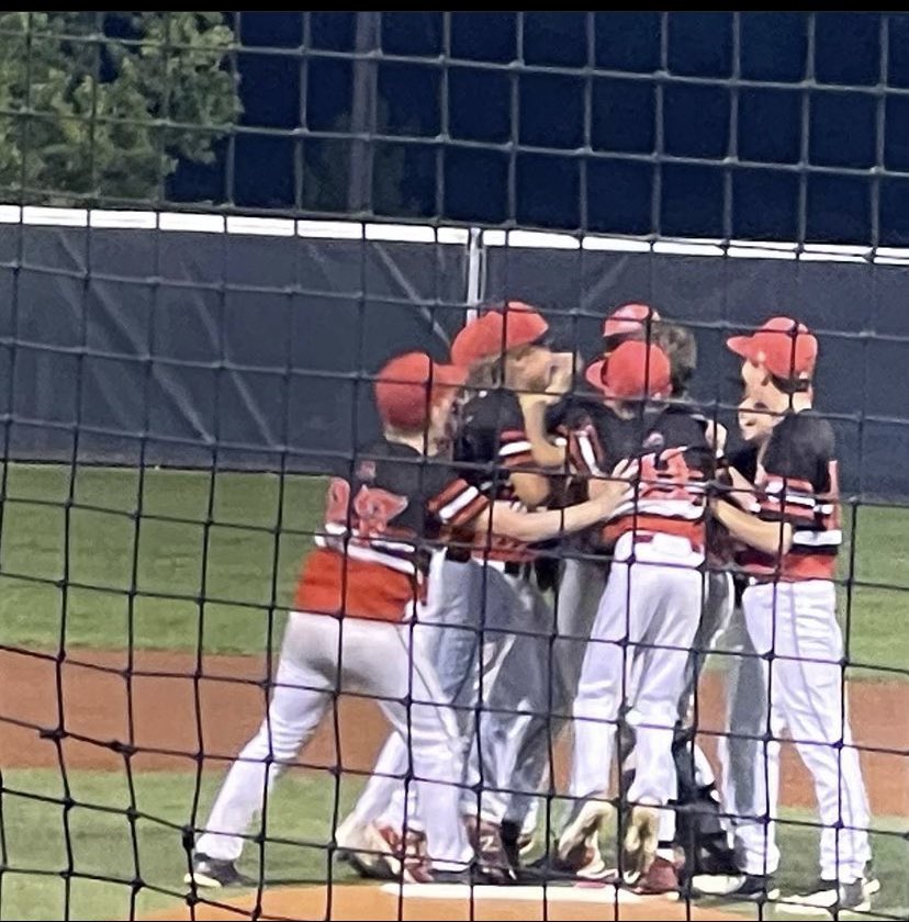 cacini_jr's tweet photo. Congrats to Coach Nuccio and the 11U #AHCards So proud of these boys!
You boys always make me a better coach and very cool to share in the championship with you! 
#RCProhitting https://t.co/dFYvCBFzwg