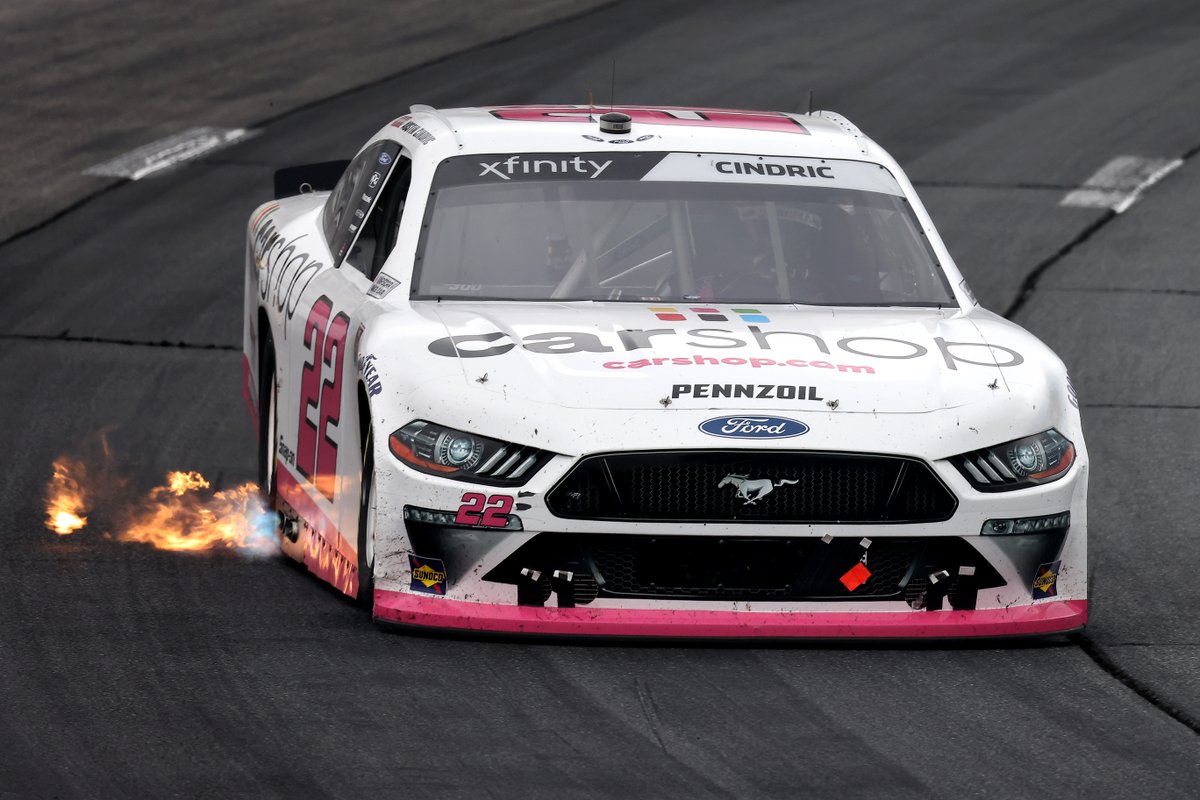 NASCAROReillyAP's tweet photo. As the kids say, it's lit. 🔥 https://t.co/4XZQpApBNr