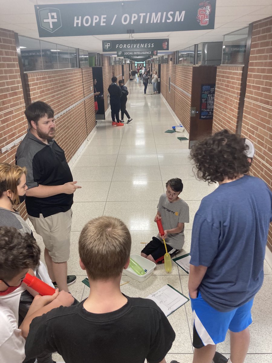 njgatlin's tweet photo. Building and testing rockets to study propulsion. ⁦@swartz_creek⁩ https://t.co/0BiJn9UPeJ