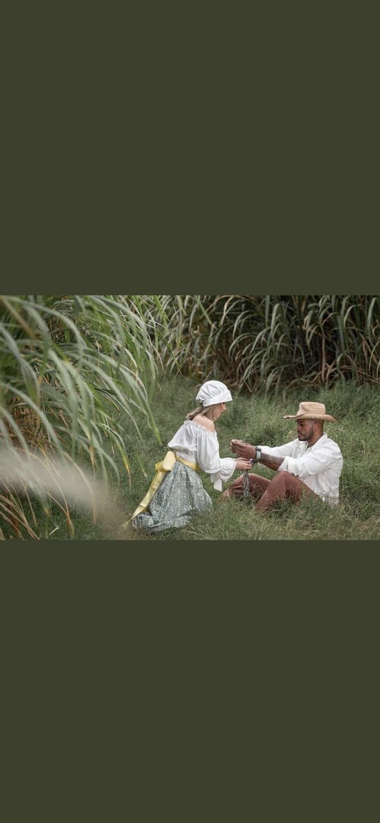 ambi_niambi's tweet photo. Who raised this man! These engagement pics are crazy. You fell in love because she freed you from slavery???? So the wedding going to be at the plantation https://t.co/7QZ5oZVPM7