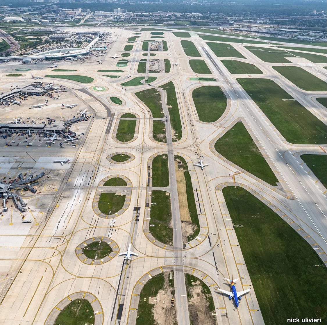 fly2ohare tweet picture