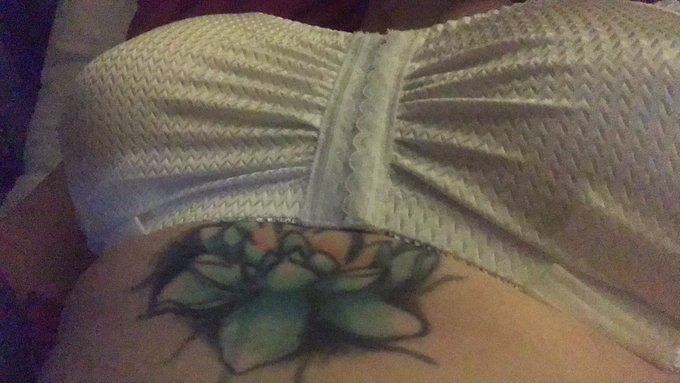 I&rsquo;m home from surgery https://t.co/VqN6FiXUoW<a href="/tag/tattoo"class="tags"><span>#tattoo</span></a>