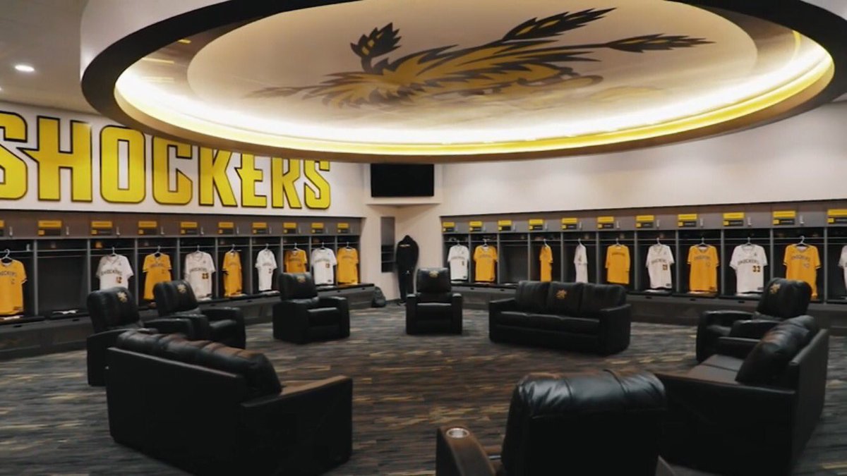 jeremiaharnett4's tweet photo. I am extremely excited and honored to announce my commitment to Wichita State University to further my academic and baseball career. I would like to thank God, my family, and all of the coaches who have helped me reach this milestone. #GoShockers https://t.co/t4ymsKchpT