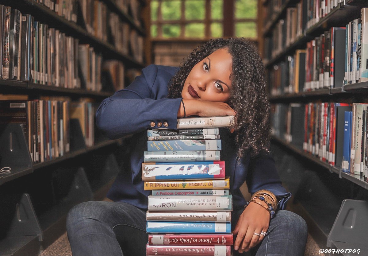 Congratulations to Sandrina Preudhomma, arts administration graduate student, on being selected for the 2021-22 <a href="/SCArtsAlliance/">South Carolina Arts Alliance</a> Graduate Student Fellowship! Preudhomma lives in Greensboro and received a B.F.A. in fine arts from <a href="/columbiakoala/">Columbia College, SC</a>. #ArtsWinthrop