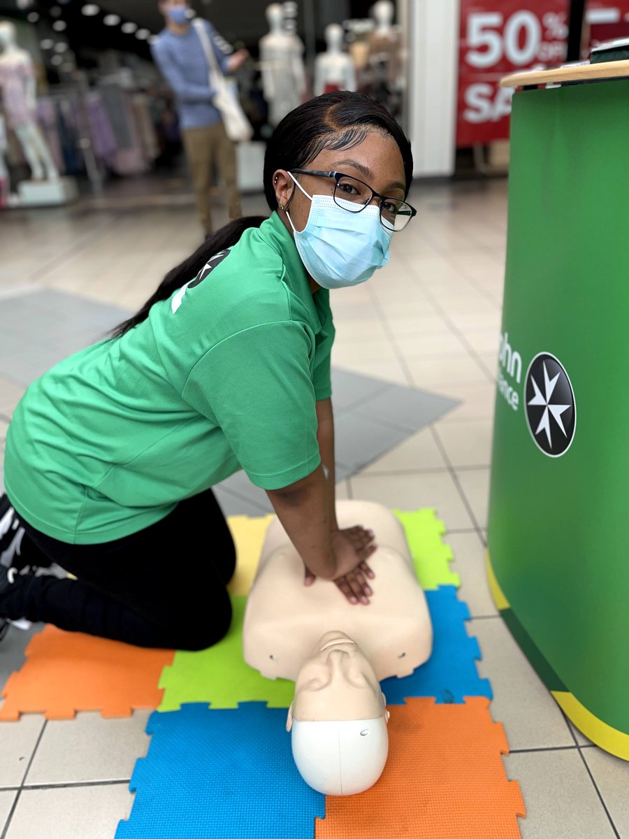 Fundraiser_Jobs's tweet image. Check out Kyeva&apos;s demonstration of CPR chest compressions using a @stjohnambulance Little Anne training manikin... the best way to learn and practice! 

#SaveALife #CPR #ChestCompression #FirstAid #FirstAidTraining #StJohnAmbulance #SJA #Fundraising