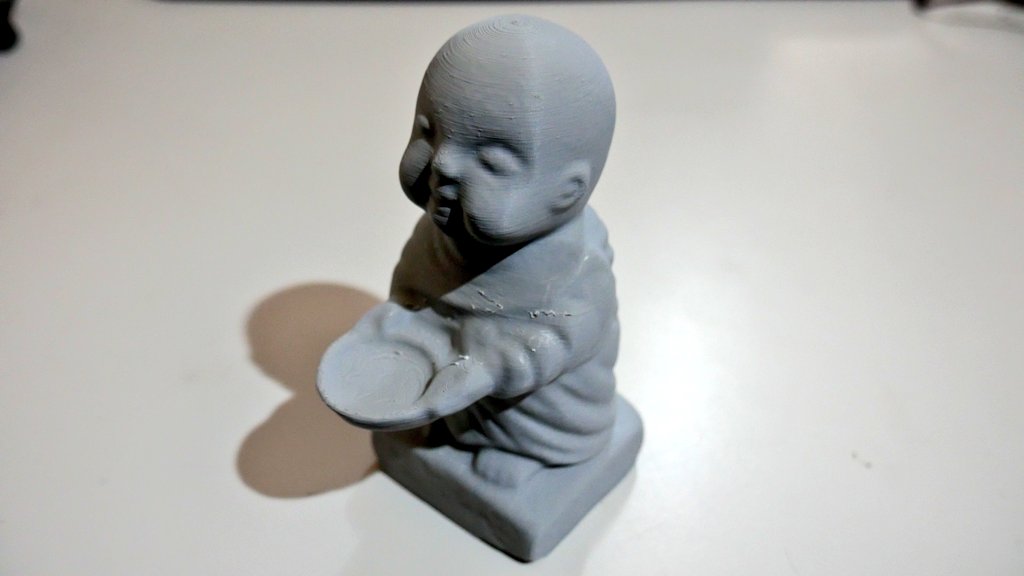 1/2 I'm having a lot of fun so far using the <a href="/Revopoint3d/">Revopoint 3D</a> #POP3DScanner. This 3D Scanner does not have the highest accuracy with 0.3mm but it does a very decent job. Just scan the object, finish and export as STL or OBJ.