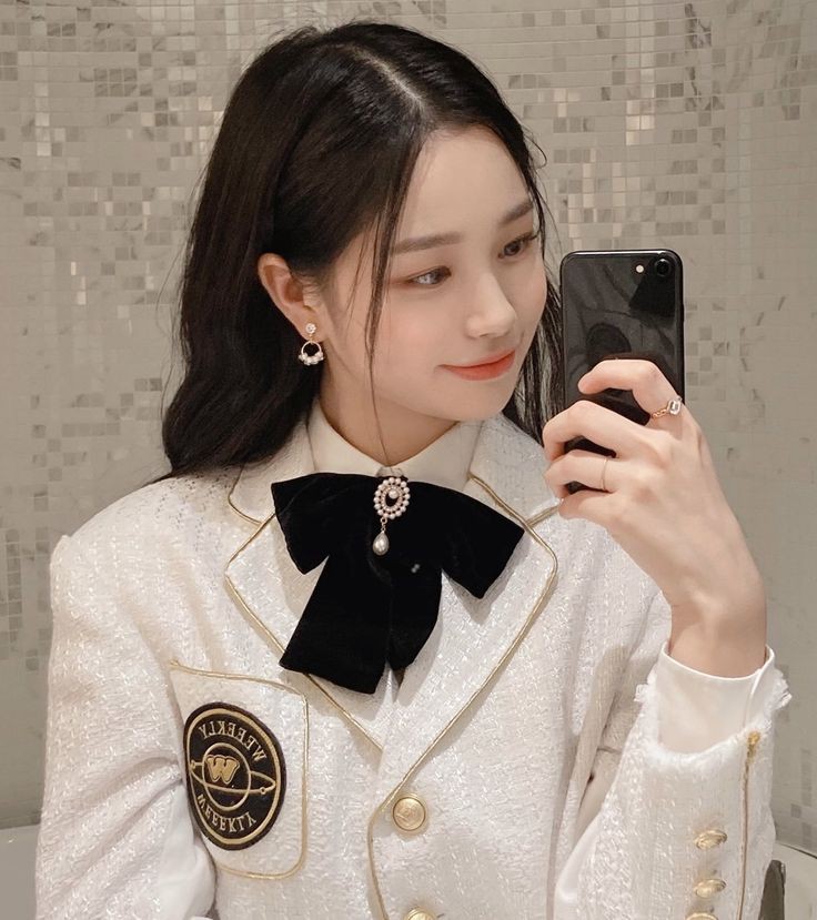 Hai kak -!!
Ini Jjovannie
jjovannie Newbie Di sini
blh ajarin ga?
Mau fambest? DM saja
Sklian FB yya
-
-
-
-
-
#rolerplayer 
#rptwt #roleplayerindo #roleplayeraccount