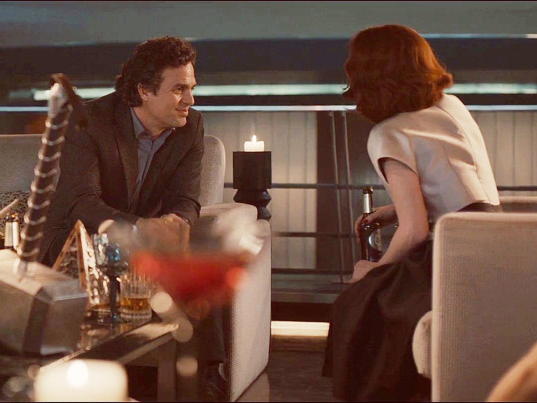 brucenat_'s tweet photo. Natasha and Bruce flirting in age of Ultron #brucenat https://t.co/qYgsKIvmPy