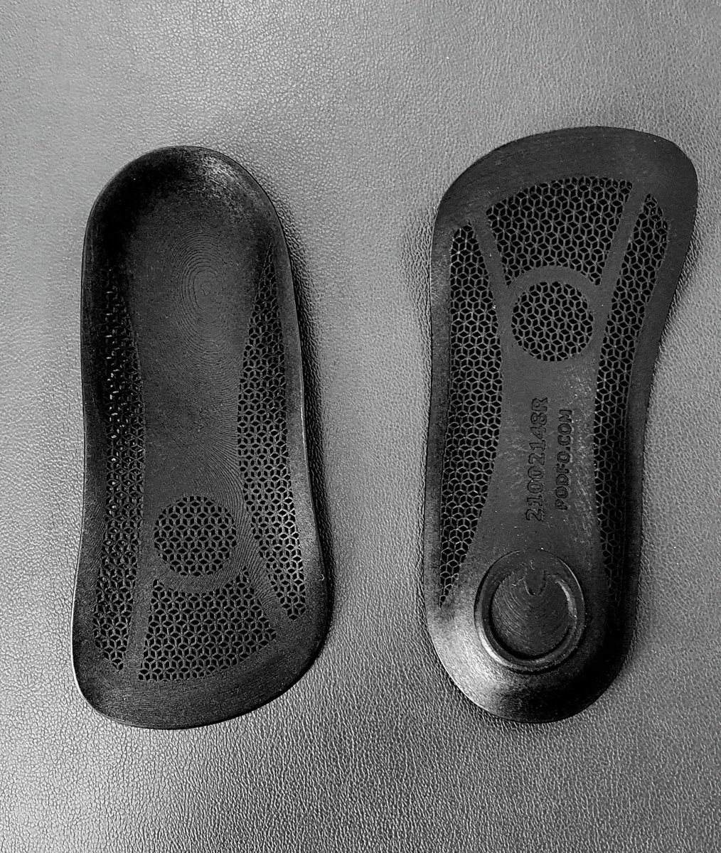 colpod's tweet photo. Great shape for both foot support and shoe fit. This is how we can use 3D laser sintered techniques to improve on traditional orthoses. #orthoses #thefuture #podfo #colpod https://t.co/nHv50g50yN