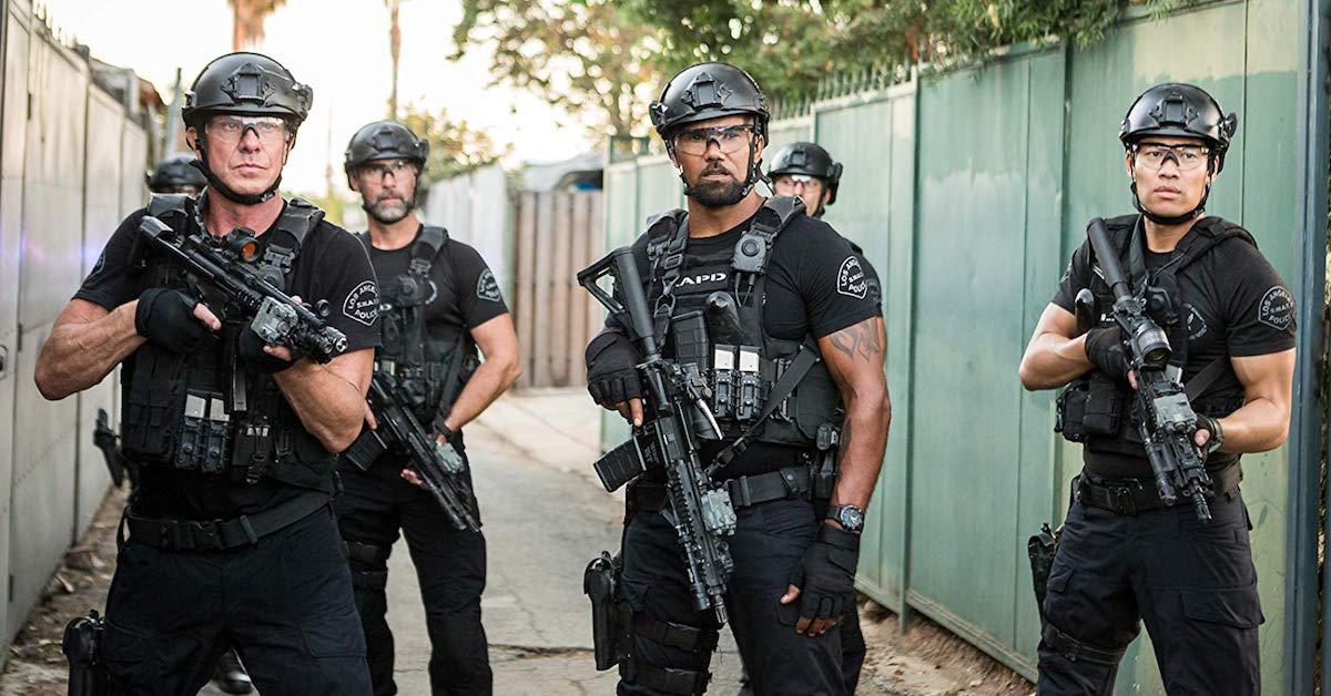 Shemar moore swat. A. Swat спецназ города. W. W.