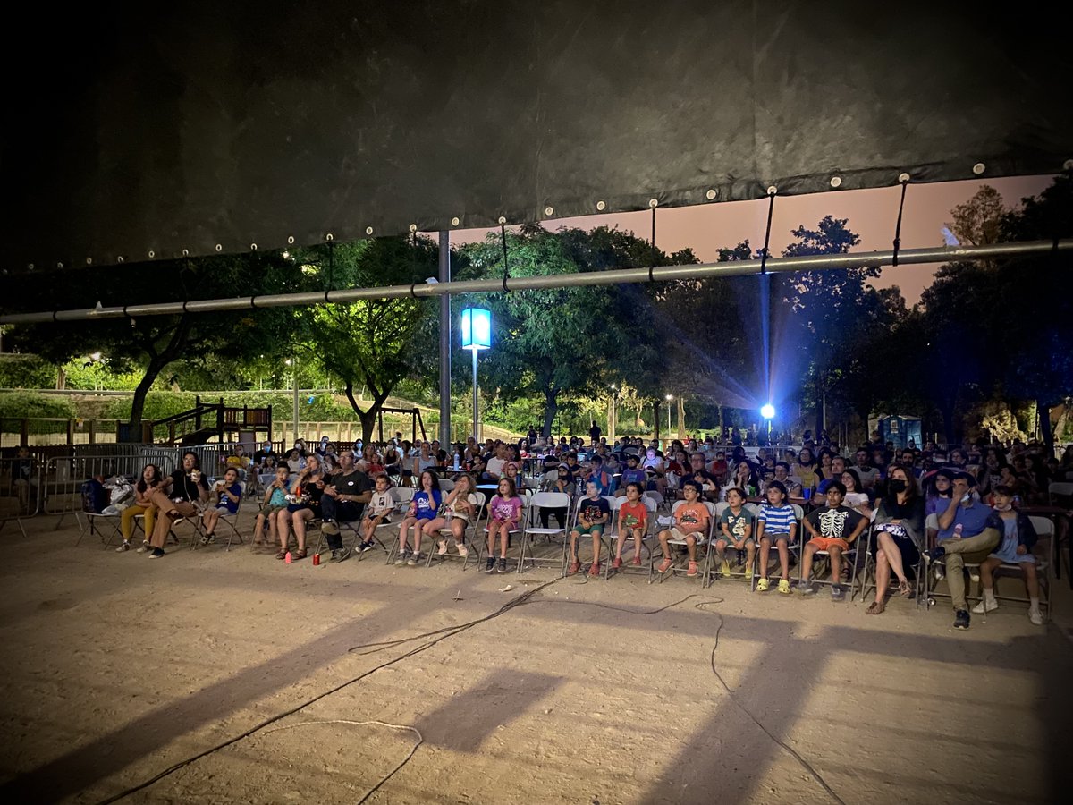 Frame25tv's tweet image. Un nuevo verano y, un año más, sin excepción, nos encargamos, junto a perevila.com, del montaje, proyección y sonido de gran número de ediciones de Cinema a la Fresca por toda Cataluña...
frame25.es/frame25-con-el…