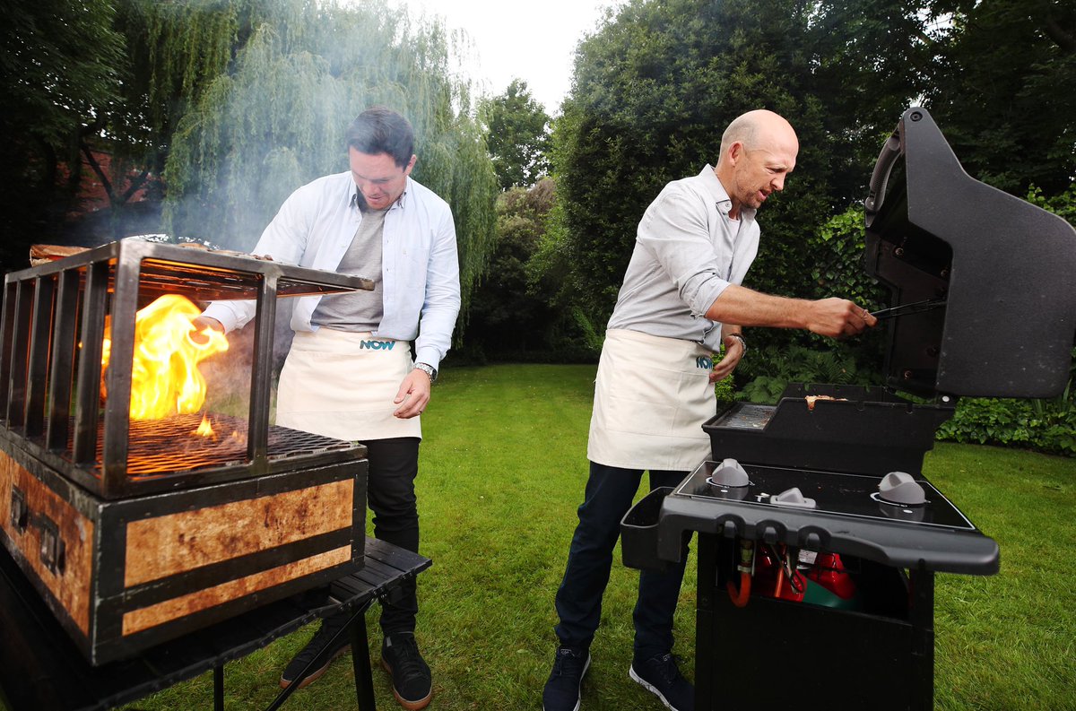 matt9dawson's tweet photo. Head over to @NOWSport to enjoy @FloLouw and myself going head-to-head in hot wing chaos with a Braai vs BBQ challenge to celebrate The Lions v The Boks #LionsOnNOW #StreamingonNOW https://t.co/AYRQoA5O6T