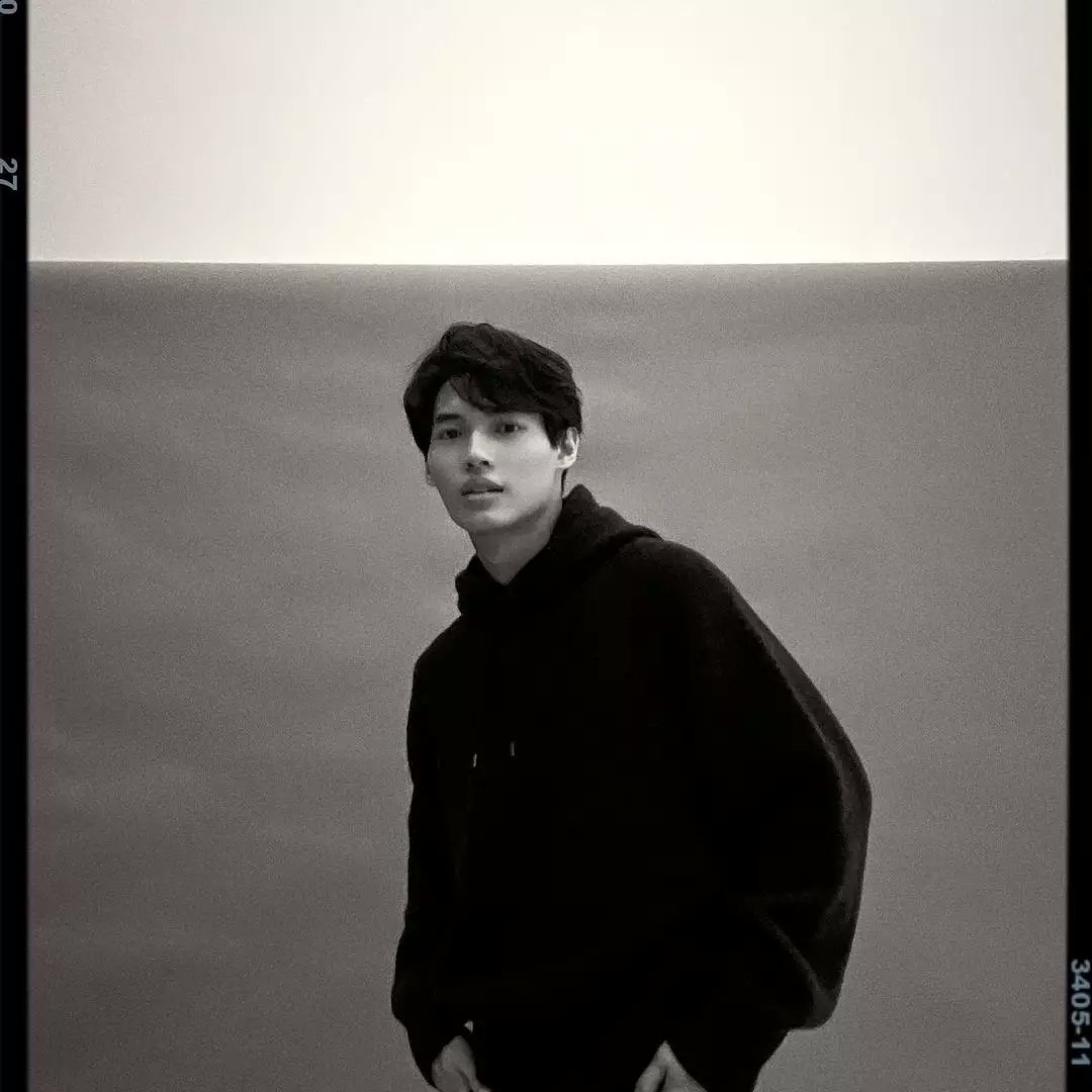 AllBrightWin_PH's tweet photo. @eedzilar IG update
B1 B2 portrait 🔆🐰  
#bbrightvc #winmetawin #BrightWin #AllBrightWinPH https://t.co/fo0hz6rakX