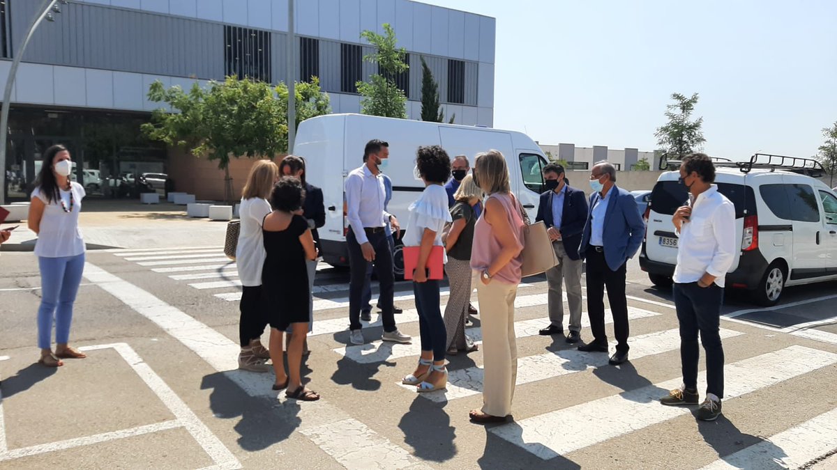 martamorellsbd's tweet photo. 🚧 Presentem les obres del polígon de Can Roqueta.
✅ Revitalitzem la zona millorant l'accessibilitat, la mobilitat, la sostenibilitat i la seguretat.
🏭 Facilitem l'accés del sector industrial a #Sabadell amb la renovació i la modernització del polígon.
#AEPCRO https://t.co/L2iM40eRft