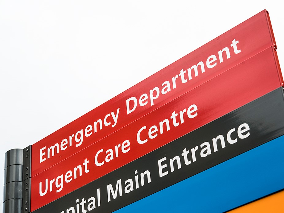 University Hospital Lewisham and Queen Elizabeth Hospital's A&amp;E departments are extremely busy. 

The hospitals are asking people to call 111 for any non-life threatening emergency. The service can then book in an appointment at A&amp;E.

More info: lewishamandgreenwich.nhs.uk/latest-news/ou…