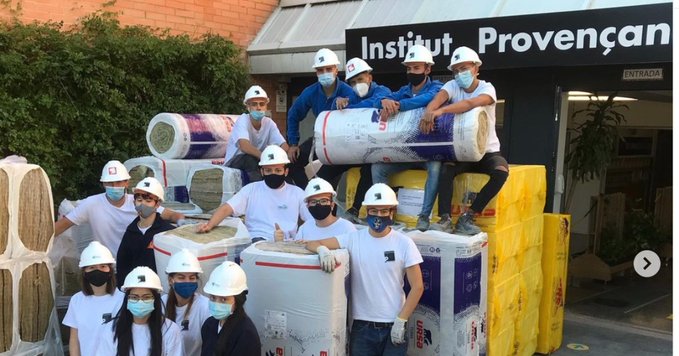 UrsaIberica_pt's tweet photo. O projeto #BlueContainers, lançado pela @ProvenCoeduca com a colaboração da #URSA, está a progredir a bom ritmo e podemos já anunciar que foram instalados os #isolamentostérmicos e #acústicos. https://t.co/kfHtyA6lfQ